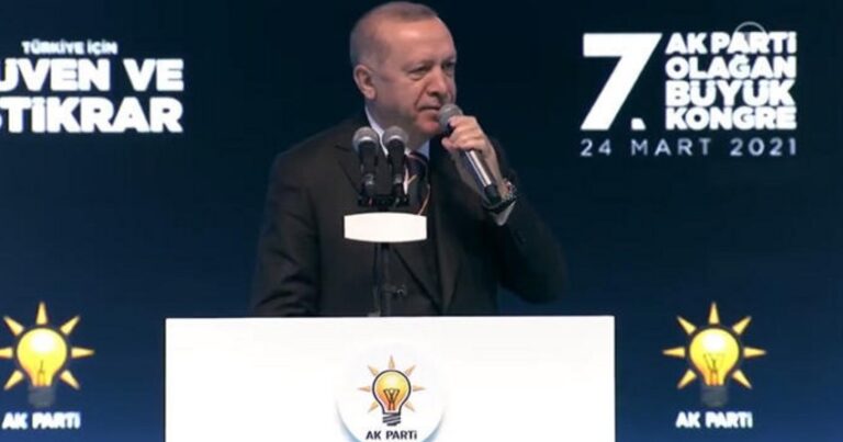 AKP-nin qurultayı başlayıb: Mühüm qərarlar gözlənilir AKP-nin qurultayı başlayıb: Mühüm qərarlar gözlənilir