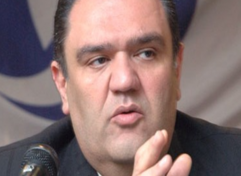 Məhkəmə sabiq deputatın həbs etdirdiyi şəxslə bağlı QƏRAR VERDİ