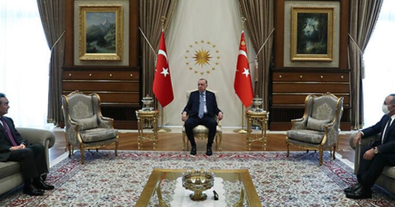 Ərdoğan Çinin xarici işlər naziri ilə görüşdü – ƏTRAFLI Ərdoğan Çinin xarici işlər naziri ilə görüşdü – ƏTRAFLI