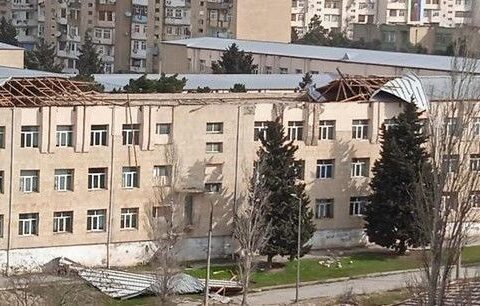 Dam örtükləri uçan məktəblərlə bağlı RƏSMİ AÇIQLAMA