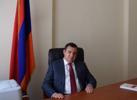Ermənistanın Ali Məhkəməsinin sədri Moskvaya uçdu