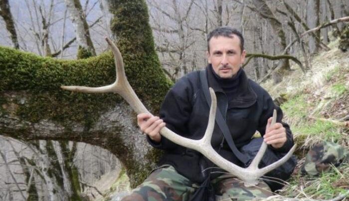 Ərəblərin quş ovladığı qoruğun rəisi: “Qırmızı Kitab utanc yerimizdir” — FOTO Ərəblərin quş ovladığı qoruğun rəisi: “Qırmızı Kitab utanc yerimizdir” — FOTO