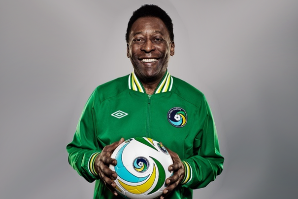 Futbolun əfsanəsi də peyvənd olundu – FOTO Futbolun əfsanəsi də peyvənd olundu – FOTO
