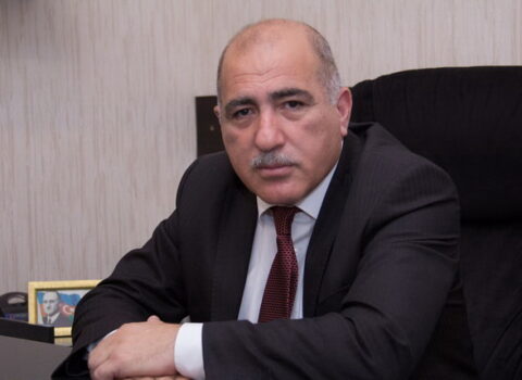 Nazirlikdən peyvənd olunan partiya sədrinin virusa yoluxması ilə bağlı AÇIQLAMA
