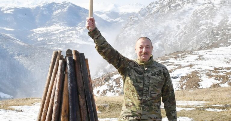 Prezidentin Şuşa sevgisi: “Mən dünyada ona bənzər şəhər görməmişəm” Prezidentin Şuşa sevgisi: “Mən dünyada ona bənzər şəhər görməmişəm”