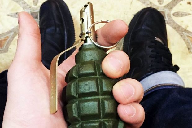 Astarada evdən qumbara tapıldı