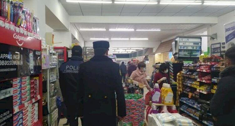 Polis karantin rejimi ilə əlaqədar Ağdaş və Şəkidə reydlər keçirdi – Fotolar Polis karantin rejimi ilə əlaqədar Ağdaş və Şəkidə reydlər keçirdi – Fotolar