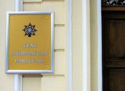 Daha bir şəxsin xoşagəlməz videosu yayıldı – YAP-dan AÇIQLAMA