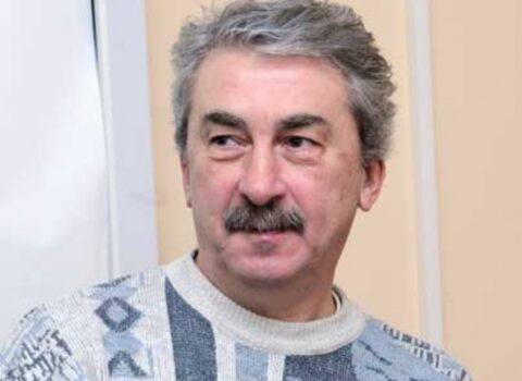 Koronavirusdan həm bacısını, həm də qardaşını itirdi