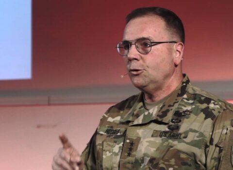 “Rusiyanın əsəbləri ilə oynamalıyıq” – Generaldan 6 ölkəyə çağırış