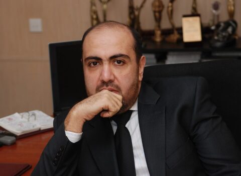 Oqtay Əliyev də Hüseynbala Mirələmovu müdafiə etdi