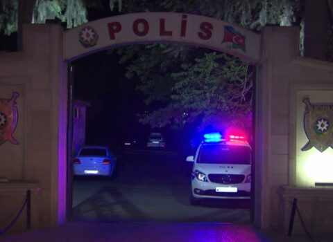 “Polislər kafedə karantini pozanları narahat etməməlidir” — VİDEO