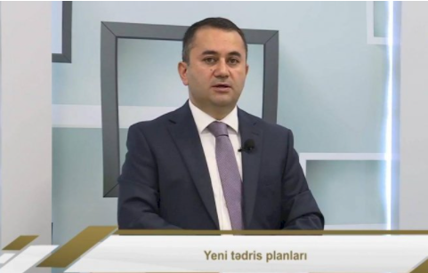 “Hamınız əxlaqlısız…” – Nazir müşavirindən xalqa TƏHQİR, Mirələmova DƏSTƏK – FOTO