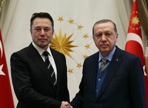Yunan ermənilərdən İlon Maska Türkiyə ilə bağlı ÇAĞIRIŞ