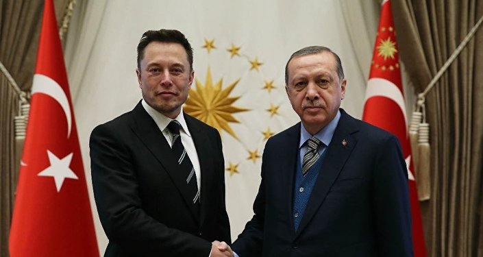 Yunan ermənilərdən İlon Maska Türkiyə ilə bağlı ÇAĞIRIŞ Yunan ermənilərdən İlon Maska Türkiyə ilə bağlı ÇAĞIRIŞ