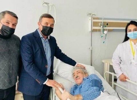Rəmişin xəstəxanadan görüntüləri yayıldı – FOTO