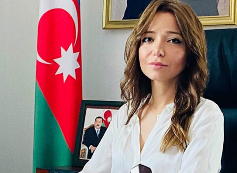 Prezidentin geri çağırdığı xanım səfir kimdir? – DOSYE
