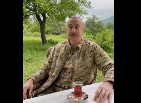 Prezident “Xarıbülbül” festivalında iştirak etmək üçün Şuşaya getdi – VİDEO