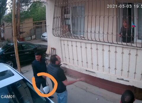 Almaniyada işləyən jurnalistin mülkünə hücum edib, qapısını qırdılar – FOTO+VİDEO