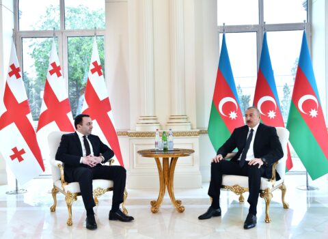 İlham Əliyev İrakli Qaribaşviliyə məktub göndərdi