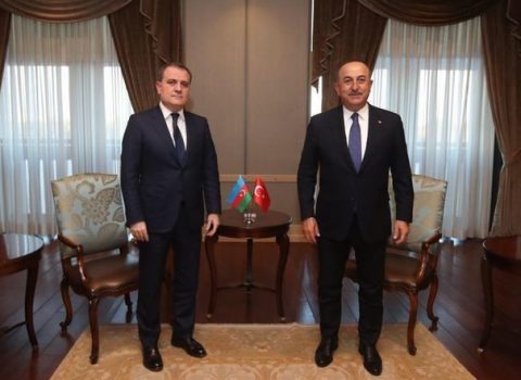 Mövlud Çavuşoğlu Ceyhun Bayramovla görüşdü