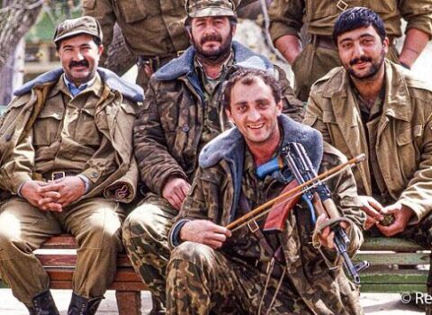 Dünyaca məşhur fotoqraf 29 il əvvəl Şuşada gördüklərindən yazdı