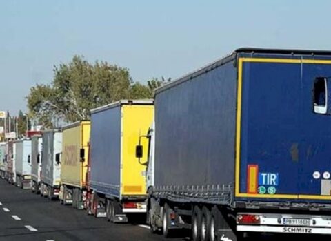 Azərbaycan vasitəsilə daşınan yüklərin həcmi açıqlandı