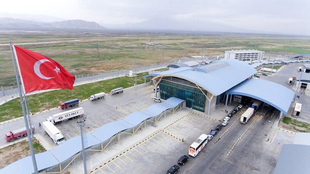Türkiyə-Naxçıvan quru yolu bağlandı – VİDEO Türkiyə-Naxçıvan quru yolu bağlandı – VİDEO