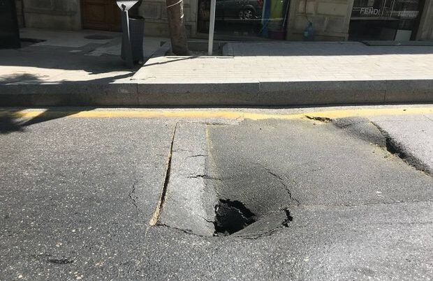 Bakıda yol çökdü – FOTO – RƏSMİ AÇIQLAMA – YENİLƏNİB Bakıda yol çökdü – FOTO – RƏSMİ AÇIQLAMA – YENİLƏNİB