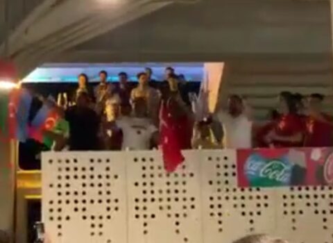 Qazilərimizi görən türk azarkeşlərin coşqulu reaksiyası – VİDEO