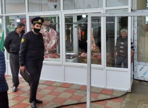 Göyçayda qanunsuz ət kəsimi məntəqələrində reyd keçirildi