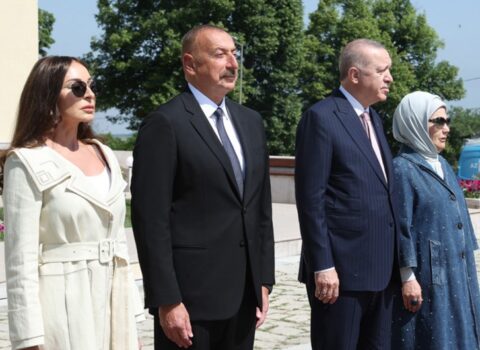 Türkiyə Prezidenti və xanımının şərəfinə nahar verildi