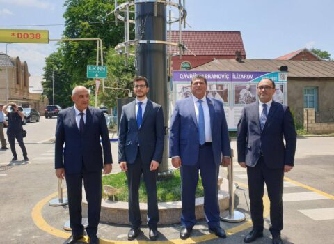 Qusarda İlizarov aparatına abidə açıldı – FOTO