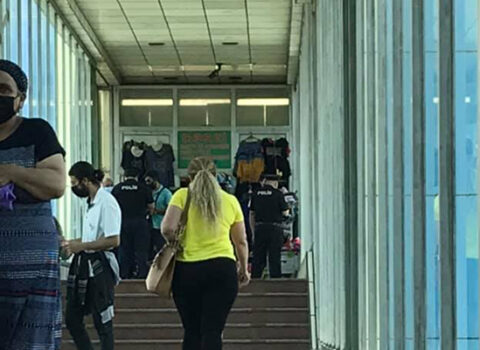 Yeraltı və yerüstü keçidlərdə maska taxmaq məcburidir? – DİN-dən AÇIQLAMA