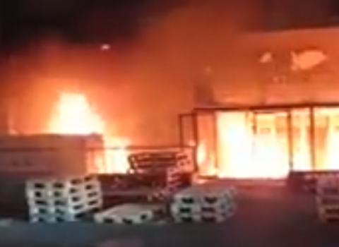 Bakıda “Bazarstore”da güclü YANĞIN – VİDEO