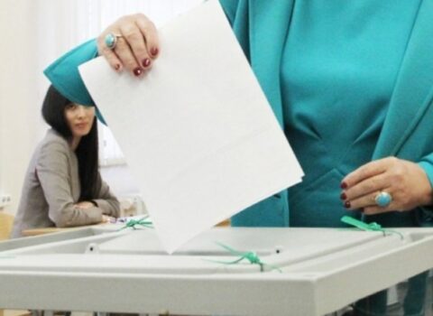 Belarusda referendum baş tutdu