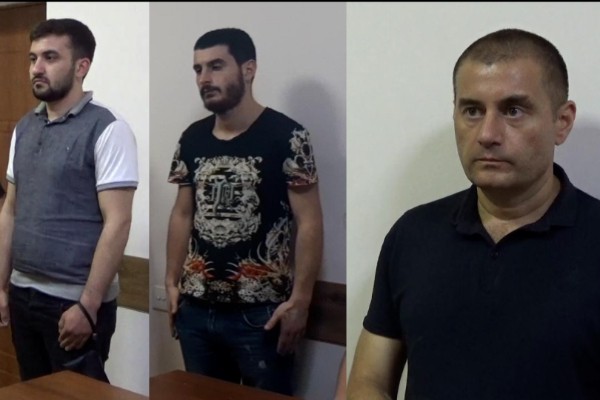 DİN-dən ƏMƏLİYYAT: “Patı” və “şüşə” satanlar tutuldu – VİDEO DİN-dən ƏMƏLİYYAT: “Patı” və “şüşə” satanlar tutuldu – VİDEO