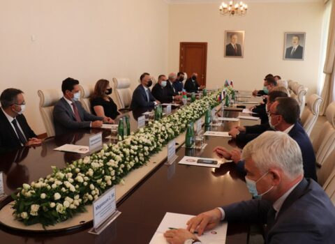 Azərbaycan və Rusiya arasında səhiyyə sahəsində əməkdaşlıq sazişi imzalandı — FOTOLAR