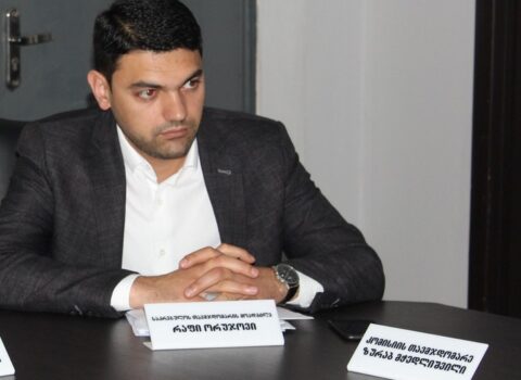 Azərbaycanlı deputat hakim partiyadan İSTEFA VERDİ – FOTO