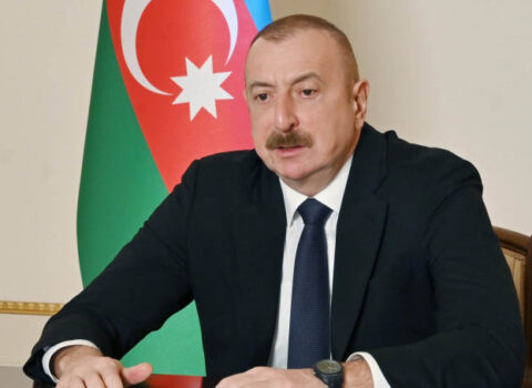 Prezident İlham Əliyev xalq rəssamına ev hədiyyə etdi – FOTO
