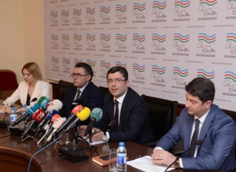 “Qəzet və saytlara maliyyə dəstəyi davam etdiriləcək” – Əhməd İsmayılov