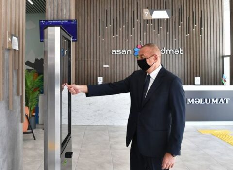 Prezident 6 saylı Bakı “ASAN xidmət” mərkəzinin açılışında – FOTOLAR