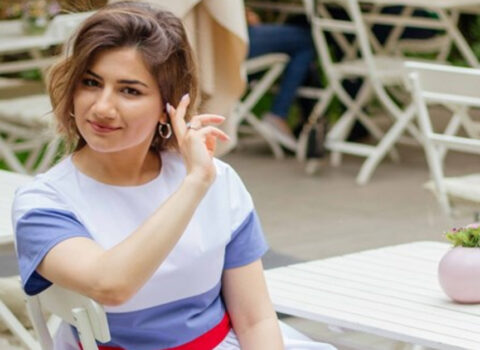 Paşinyanın qızı başı aşağı kimin evindən çıxdı? – ŞOK FOTO
