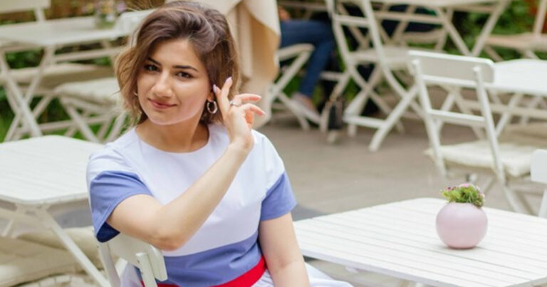 Paşinyanın qızı başı aşağı kimin evindən çıxdı? – ŞOK FOTO Paşinyanın qızı başı aşağı kimin evindən çıxdı? – ŞOK FOTO