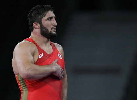 Deputat Hacıyev olimpiya çempionuna 1 milyon dollar verdi