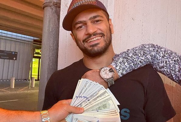 Dollarla “şou göstərən” cüdoçu Elmar Qasımov yığmaya QAYTARILDI Dollarla “şou göstərən” cüdoçu Elmar Qasımov yığmaya QAYTARILDI