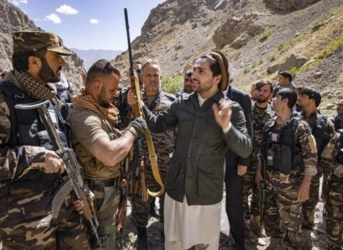 Ölüm vadisinin girişində DÖYÜŞLƏR: Əhməd şah Məsudun oğlu “Taliban”a QAN UDDURDU
