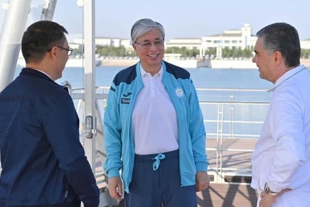 Xəzərin sahilində qeyri-rəsmi görüş: Liderlər nəyi müzakirə edib? – FOTO