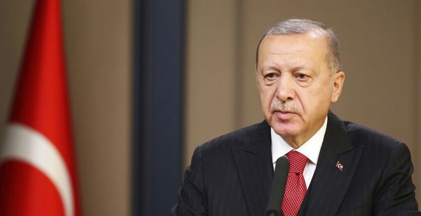 Türkiyə Qara dənizdə boğazları BAĞLADI - Zelenski TƏŞƏKKÜR ETDİ