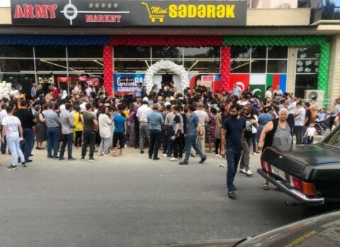 “Army” marketin rəhbəri saxlanıldı